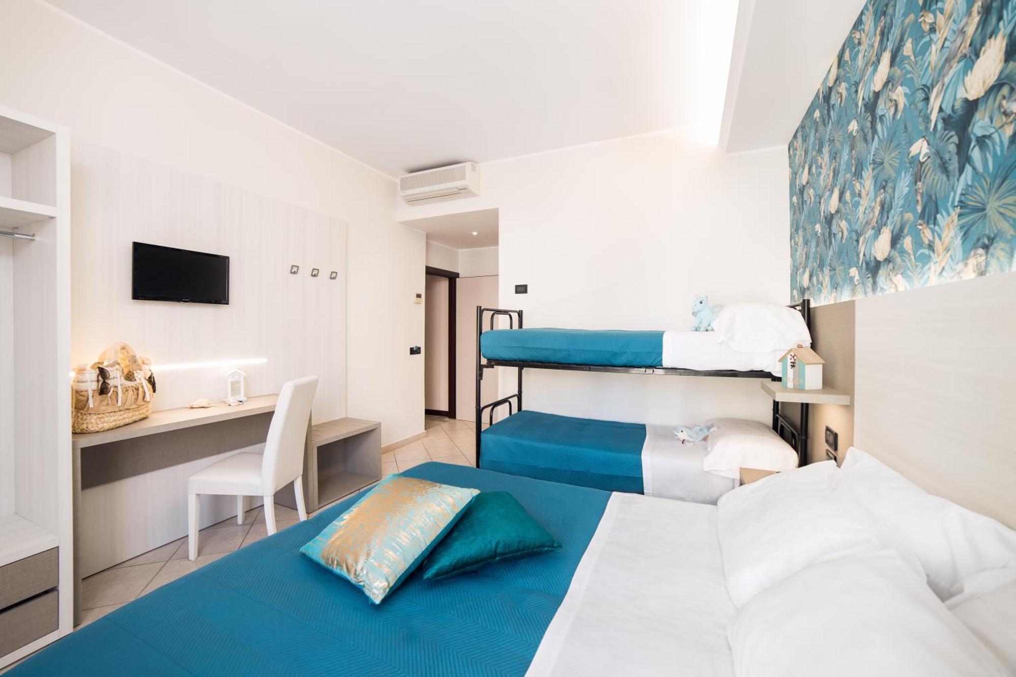 Viva Beach Hotel Римини Экстерьер фото