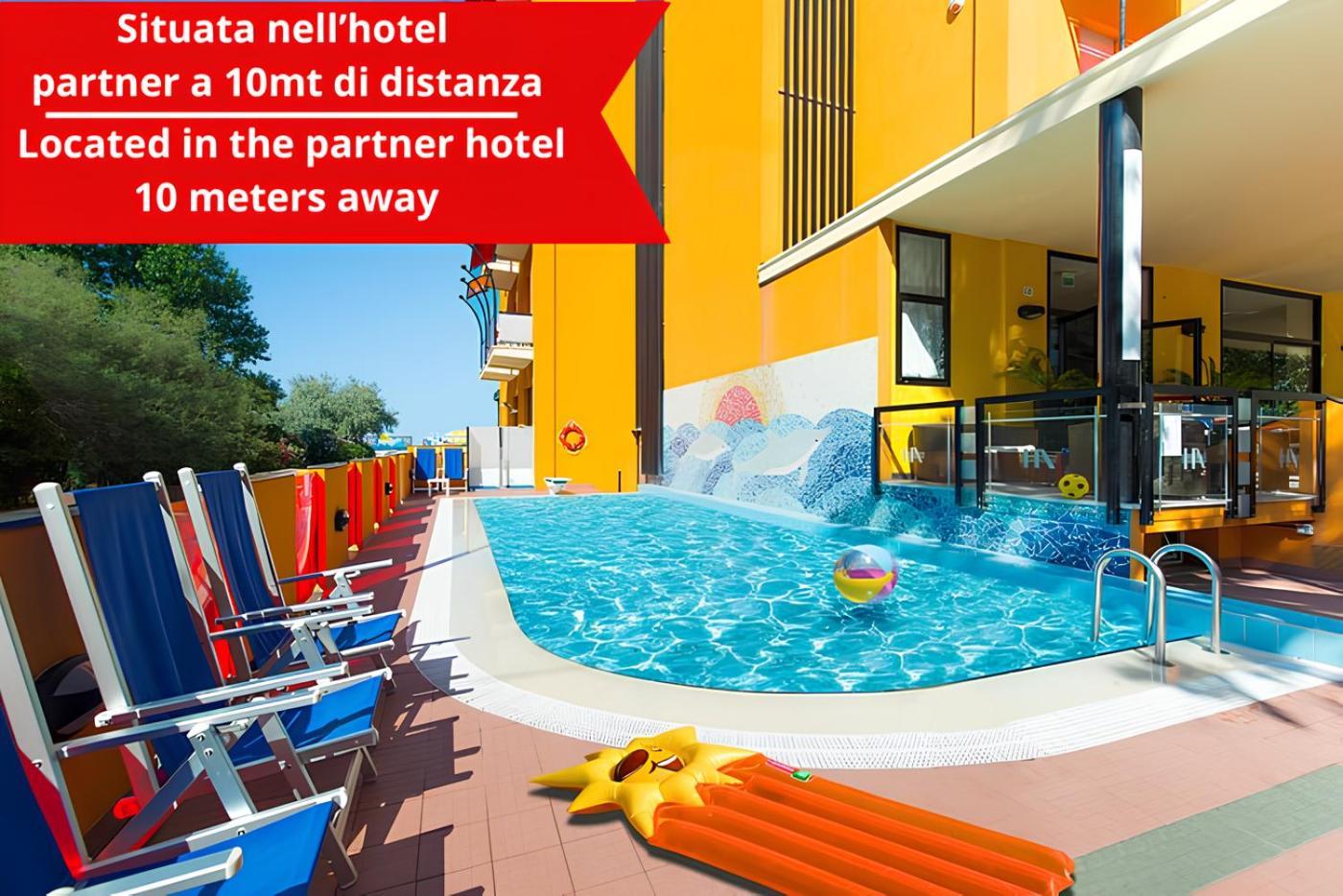 Viva Beach Hotel Римини Экстерьер фото